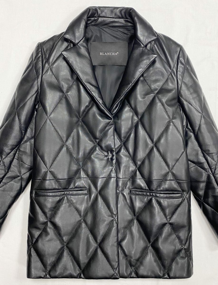 Куртка-Жакет /кожа/ Blancha размер 42 цена 62 620
Руб
Лоферы Chanel размер 39 цена 109 585 руб