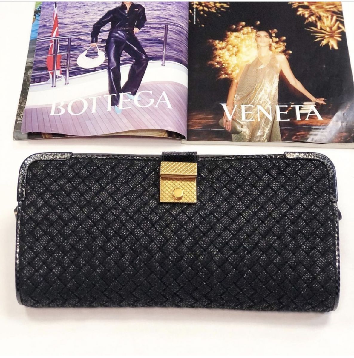 Клатч Bottegaveneta  размер 32*16 цена 30 770 руб