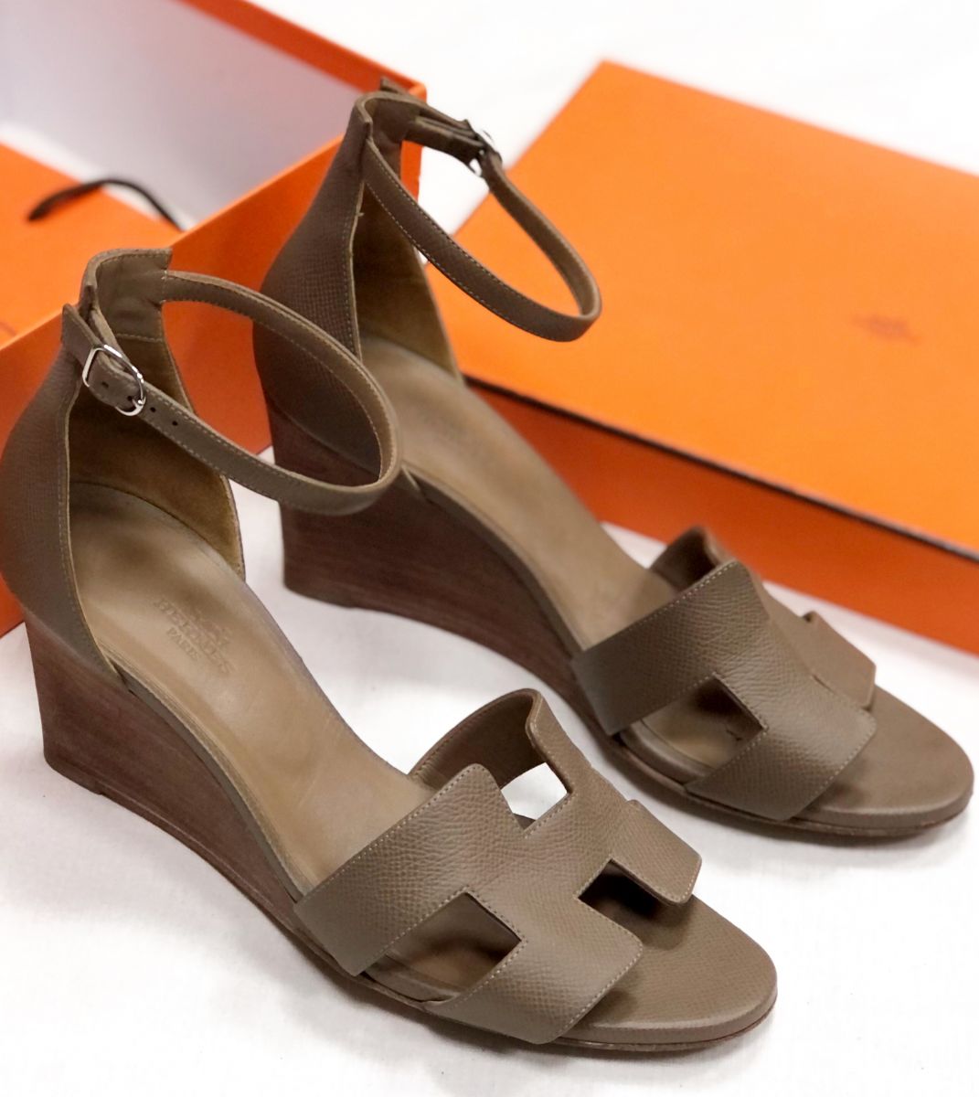 Босоножки Hermes размер 40 цена 46 965 руб