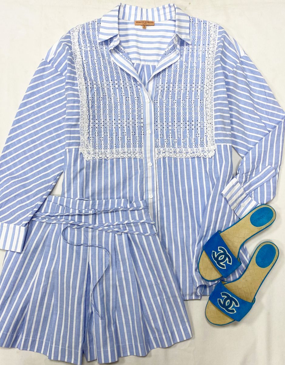 Костюм / блузка + шорты / Ermanno Scervino размер XS цена 15 655 руб 
Сабо Chanel размер 38.5 цена 23 483 руб 