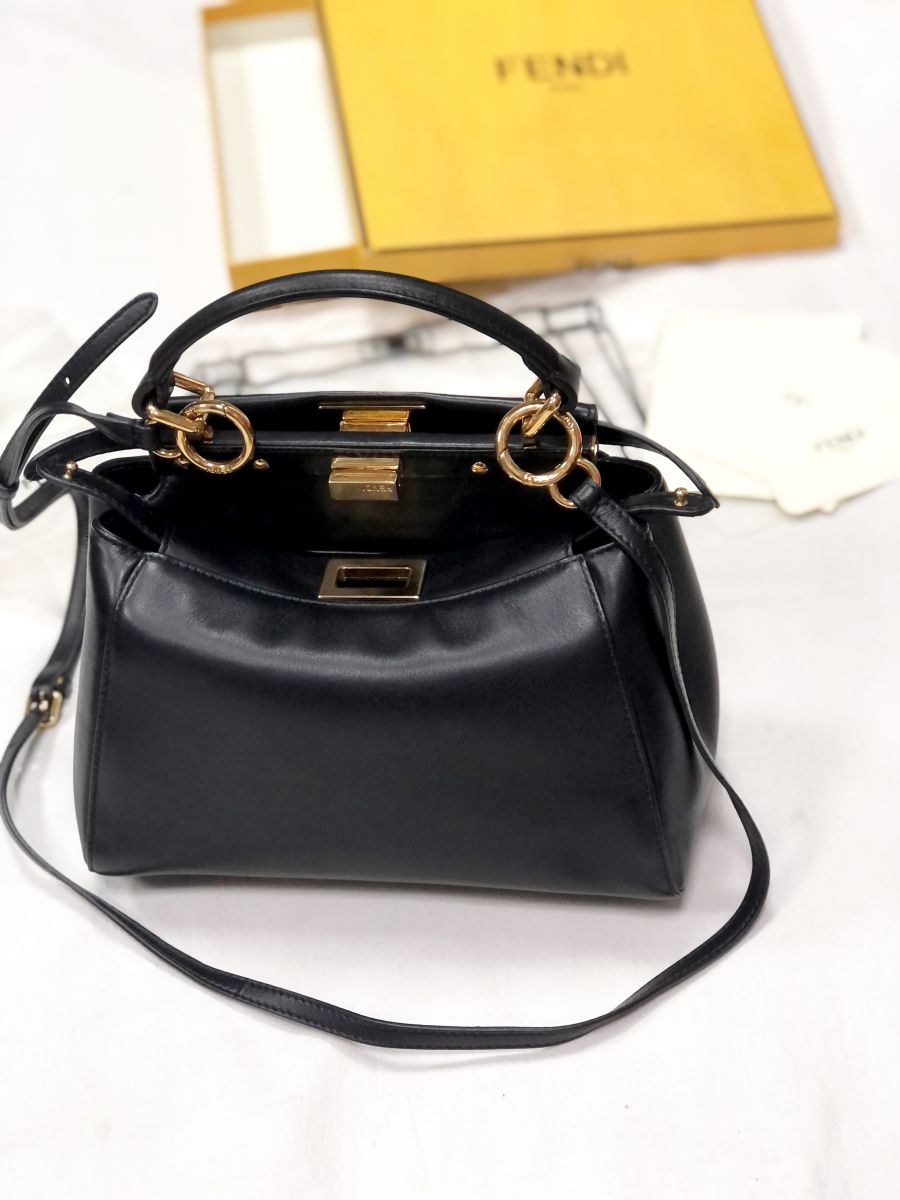 Cумочка FENDI цена 78 275 руб /новая/карточки/