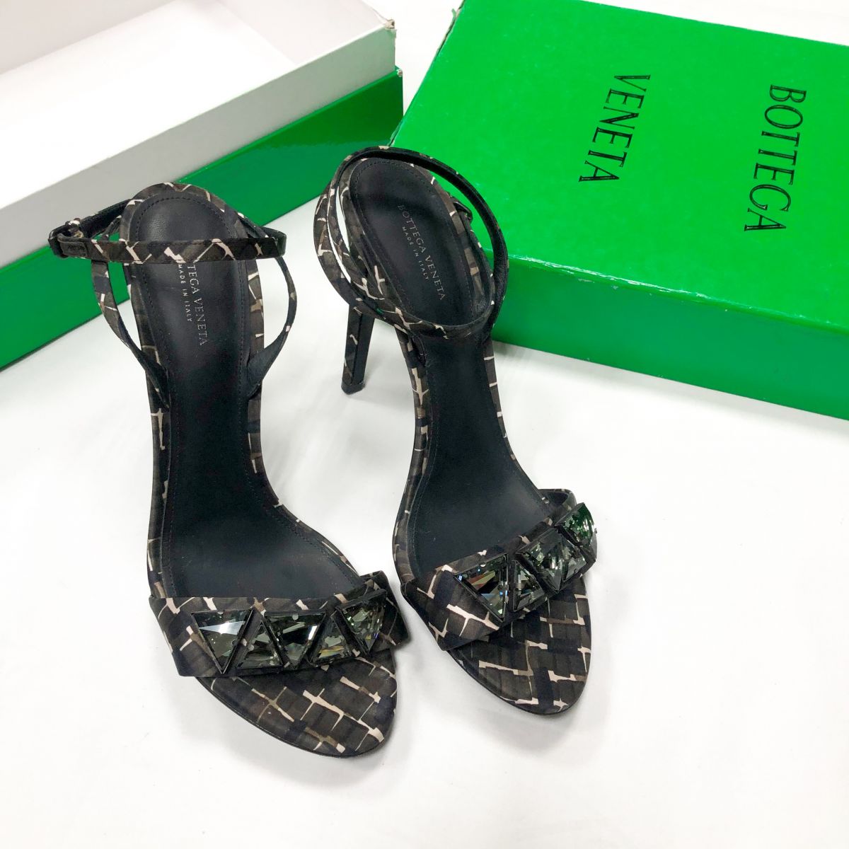 РАСПРОДАЖА!!!!
Босоножки BOTTEGA VENETA размер 41 цена 7 828 руб