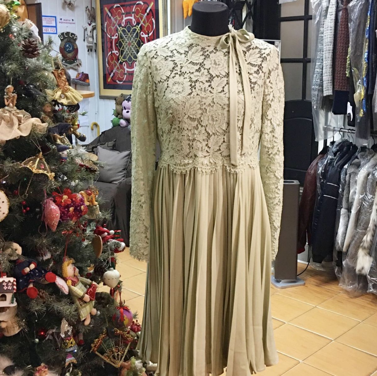 Платье VALENTINO  размер 46 цена 23 077 руб