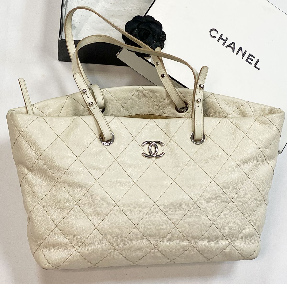 Сумка Chanel размер 35/25 цена 76 925 руб 