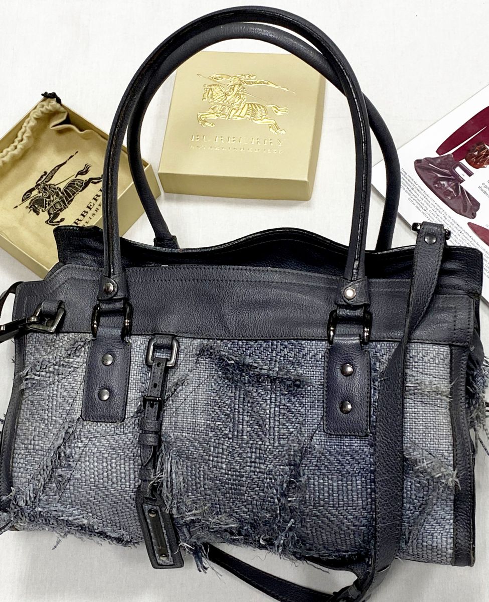 Сумка Burberry размер 35/20 цена 23 483 руб