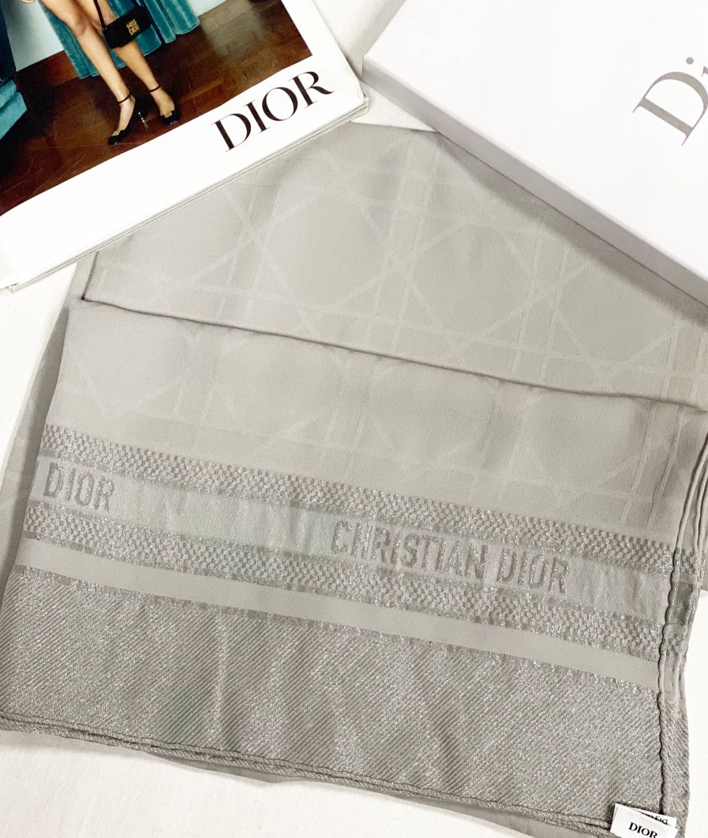 Шарф Christian Dior размер 60/180 цена 18 786 руб
