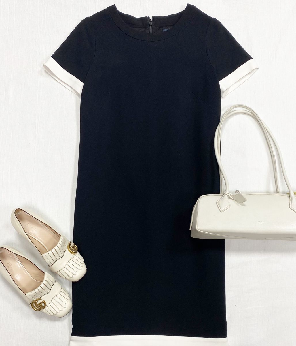 Платье S Max Mara размер 40 цена 10 959 руб
Туфли Gucci размер 36.5 цена 23 483 руб
Сумка Alaïa 