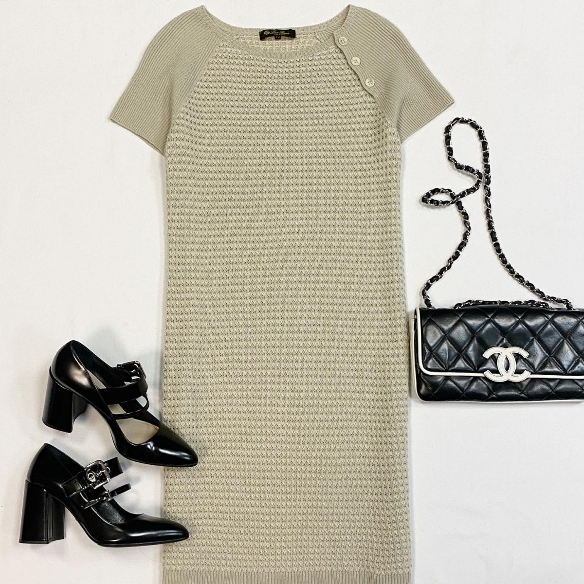 Платье/кашемир/ Loro Piana размер 40 цена 30 770 рубТуфли Prada размер 37 цена 23 078 рубСумка Chanel