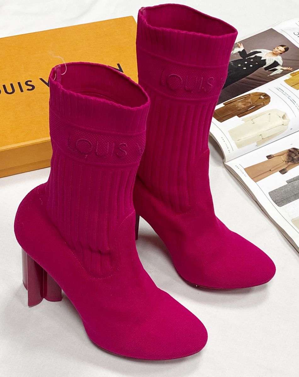 Ботильоны Louis Vuitton размер 39.5 цена 23 483 руб
