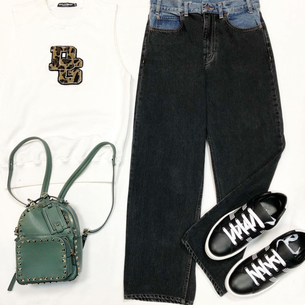 Кофта Dolce Gabbana размер 38 цена 12 308 руб Джинсы celine размер 31 цена 23 078 руб Кеды Hermes размер 40 цена 46 155 руб /новые/ Рюкзак Valentino