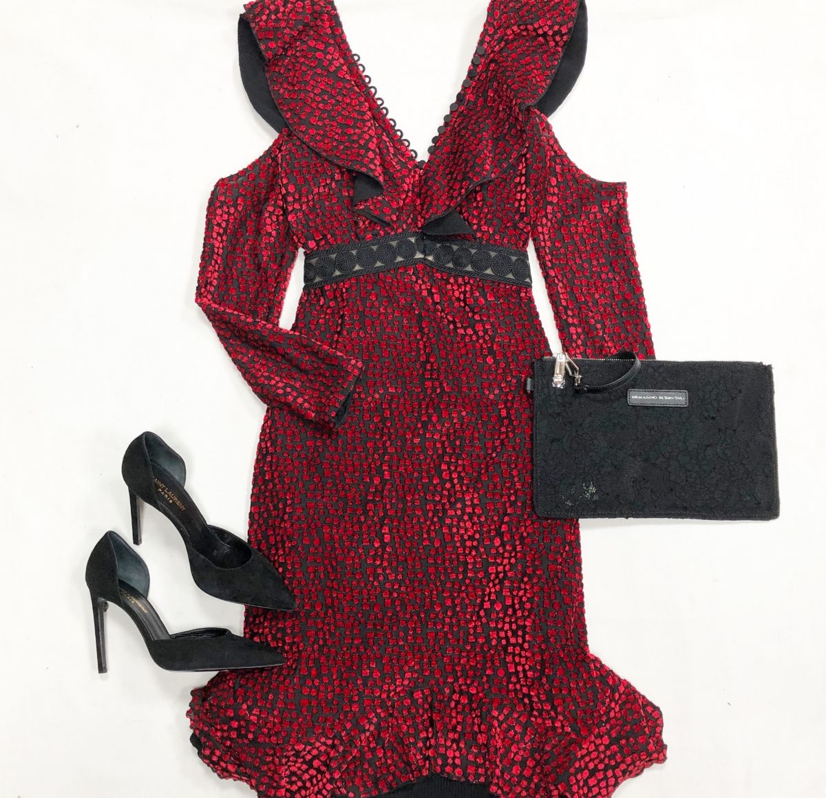 Платье Self Portrait размер 10/6 цена 10 770 рубТуфли Saint Laurent размер 38.5 цена 23 078 рубКлатч ERMANNO Scervino