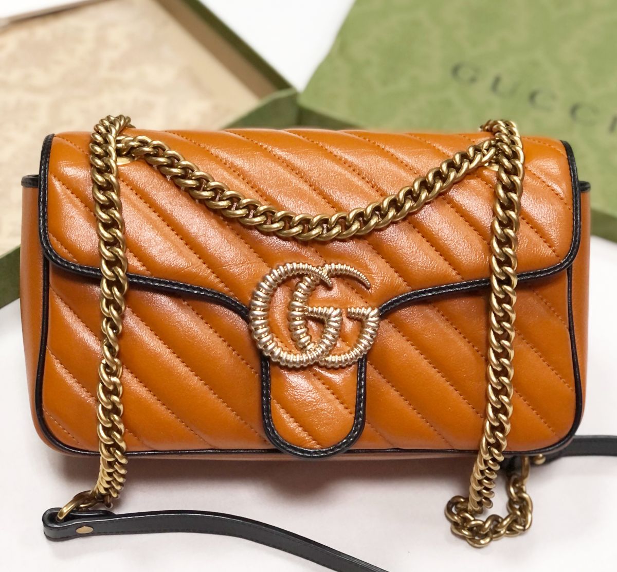 Сумка Gucci размер 25/15 цена 62 620 руб


