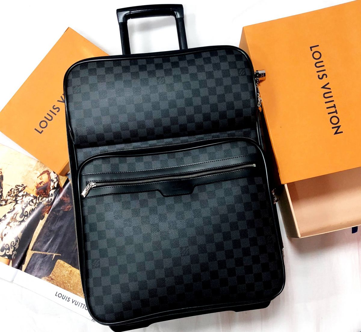 #Mechtamen
Чемодан LOUIS VUITTON цена 133 068 руб