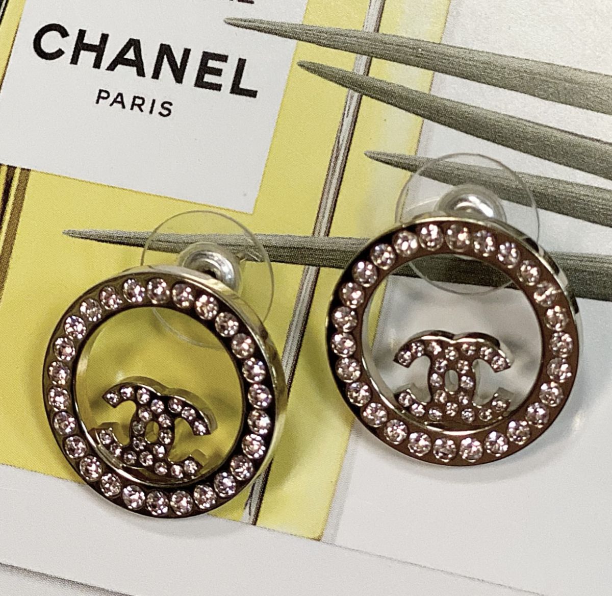 Серьги Chanel цена 23 078 руб 