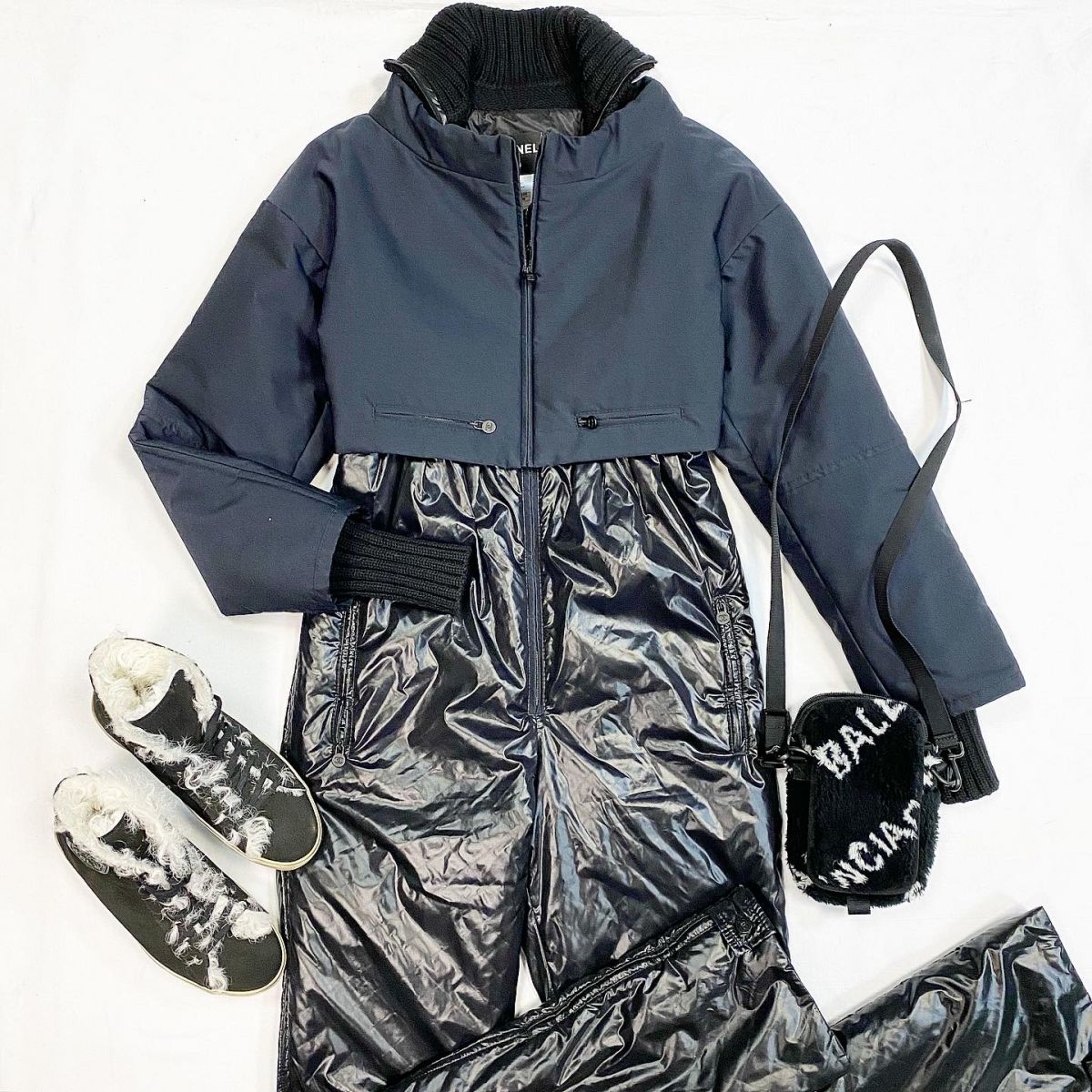 Костюм / лыжный / комбинезон + жакет / Chanel  размер 38 цена 230 775 руб Кеды / на меху / Saint Laurent размер 39 цена 23 078 руб Сумочка Balenciaga 
