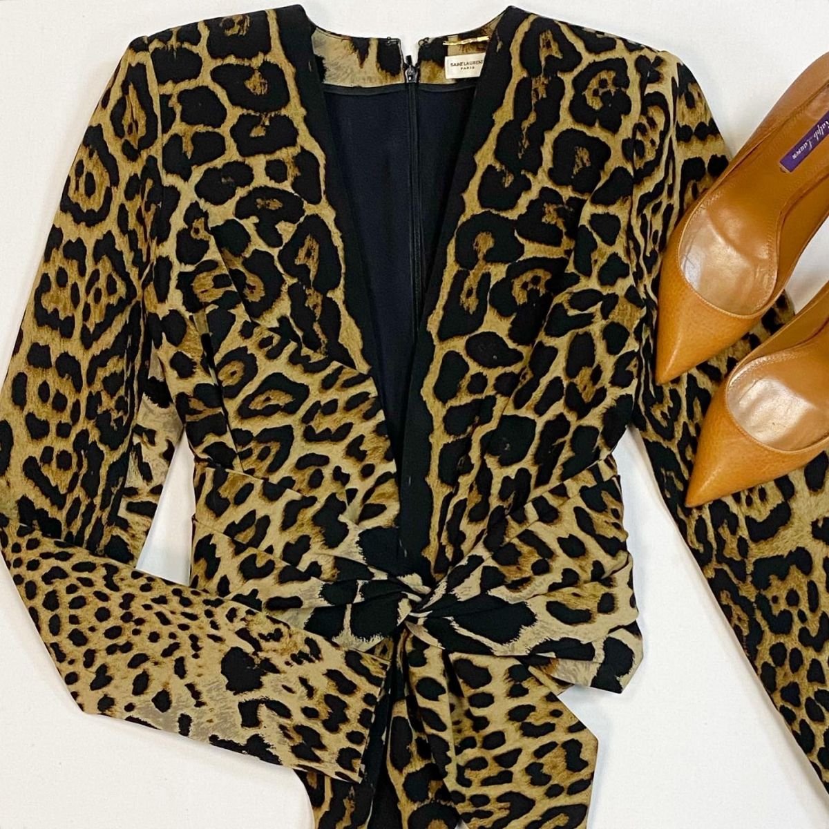 Боди Saint Laurent размер 36 цена 30 770 рубТуфли Ralph Lauren размер 38 цена 12 308 руб
