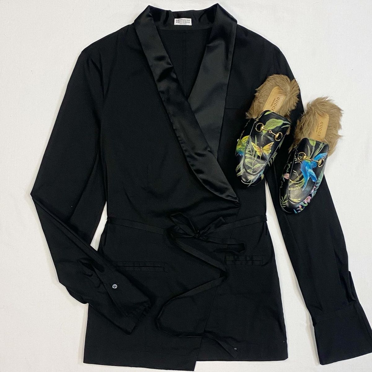 Жакет BRUNELLO CUCINELLI  размер XL цена 23 078 рубМюли GUCCI  размер 37 цена 26 155 руб