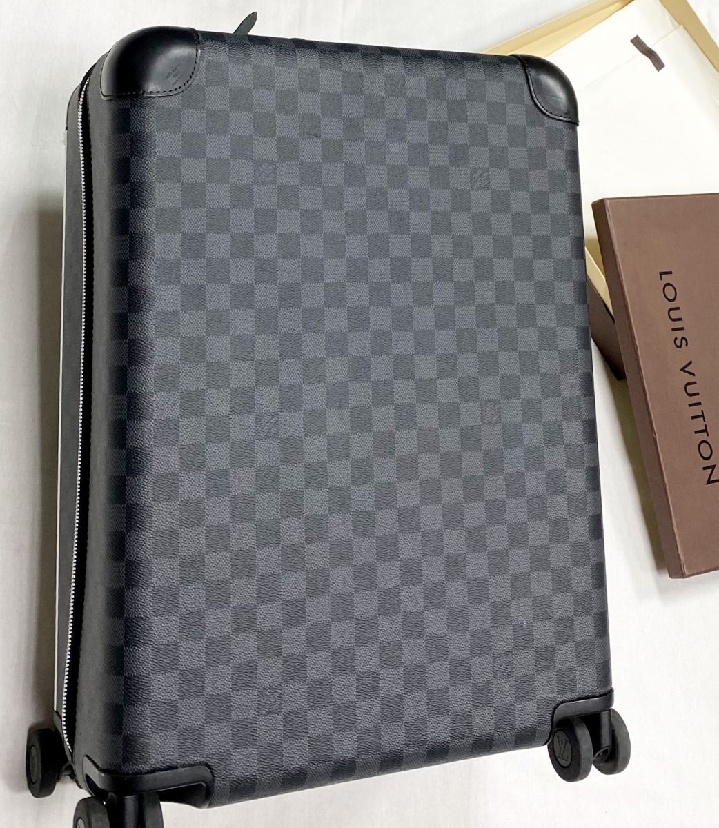 Чемодан Louis Vuitton размер 35/50 цена 156 550 руб