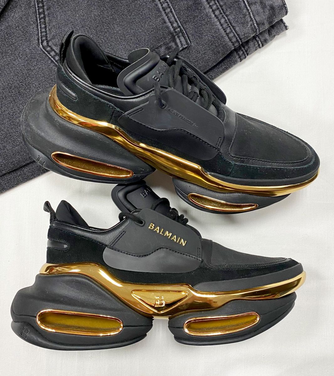 Кроссовки Balmain размер 39 цена 23 483 руб