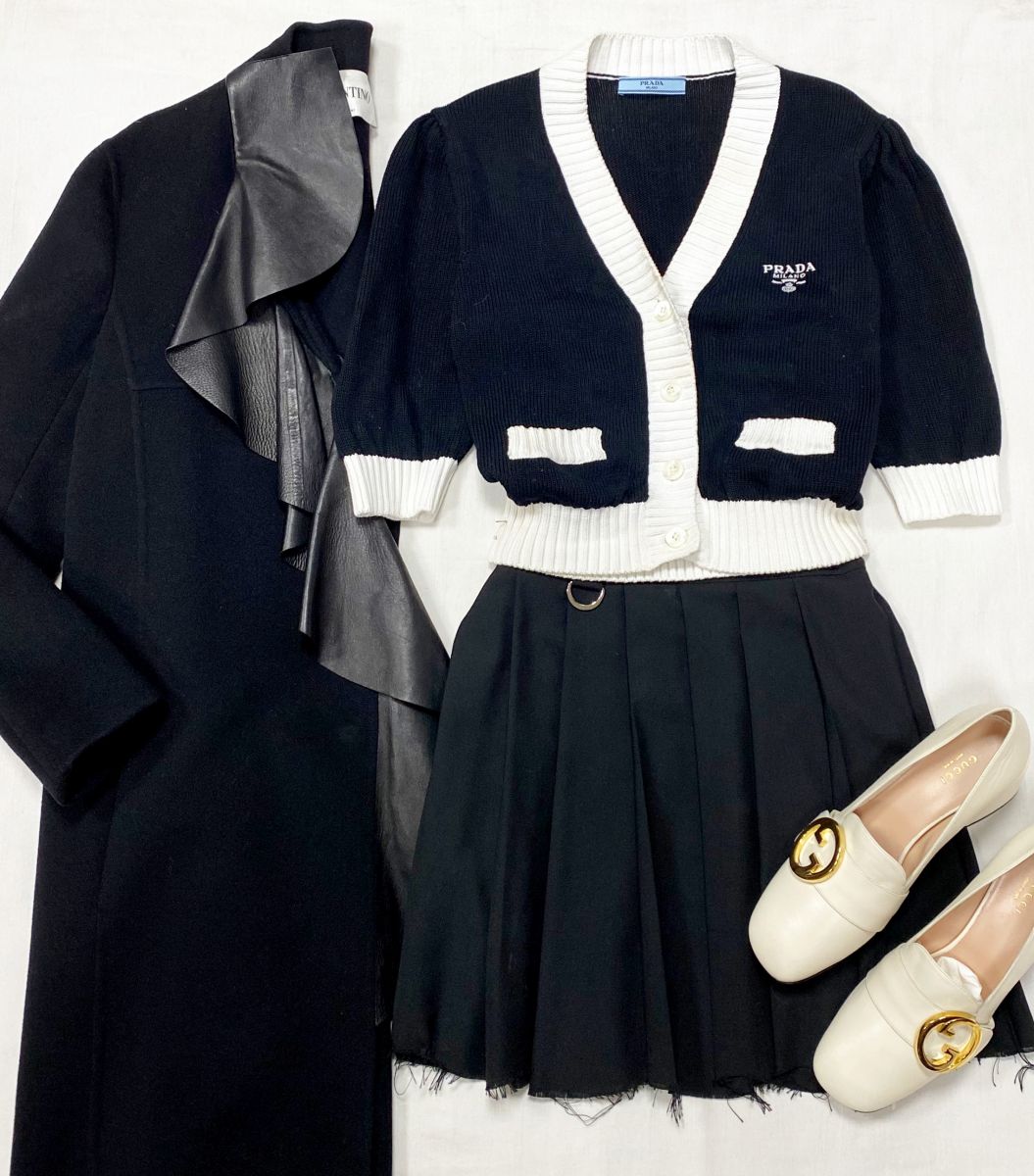 Пальто / отделка кожи / Valentino размер 8 цена 62 620 руб 
Кофта Prada размер 38 цена 31 310 руб 
Юбка Vetements размер XS цена 15 655 руб 
Туфли Gucci размер 38.5 цена 31 310 руб/ новые /