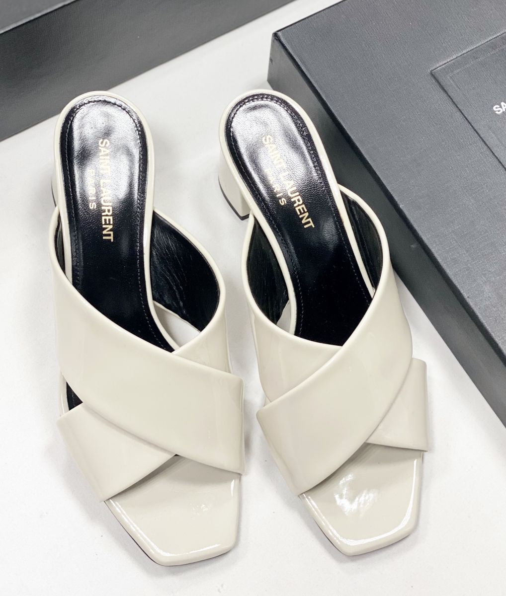 Сабо Saint Laurent размер 38.5 цена 31 310 руб / новые / 