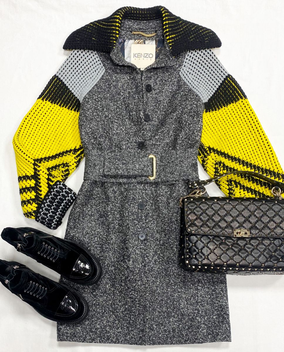 Пальто Kenzo размер 34 цена 7 828 руб
Ботинки Chanel размер 38.5 цена 62 620 руб
Сумка Valentino 