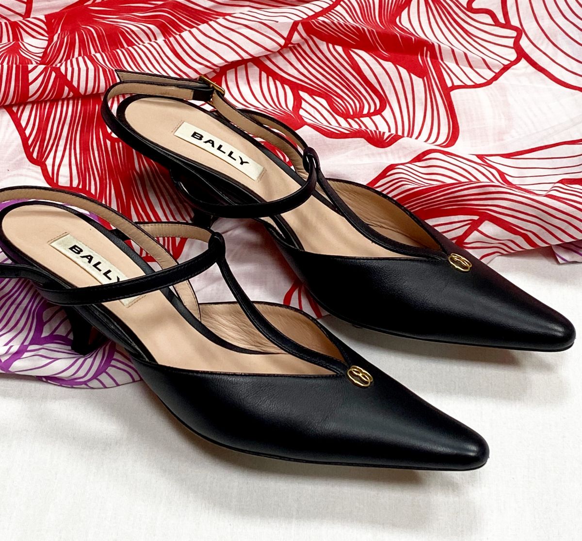 Туфли Bally размер 37 цена 10 959 руб