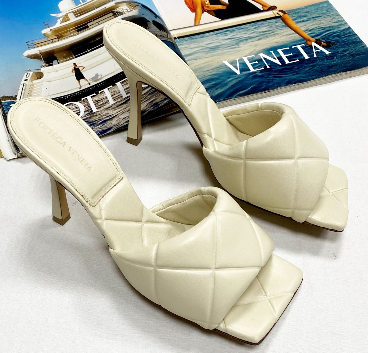Сабо Bottega Veneta размер 41 цена 23 483 руб
