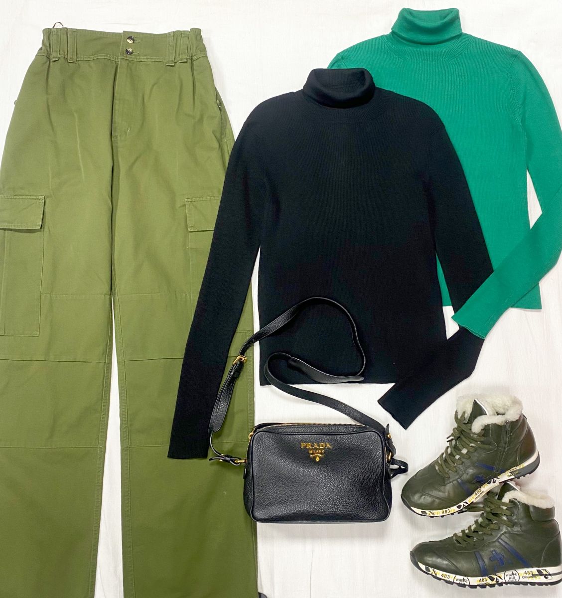 Брюки Saint Laurent размер 38 цена 46 965 руб Водолазки Dolce Gabbana размер 40 цена по 7 828 руб Кроссовки Premiata размер 38 цена 14 090 руб Сумка Prada