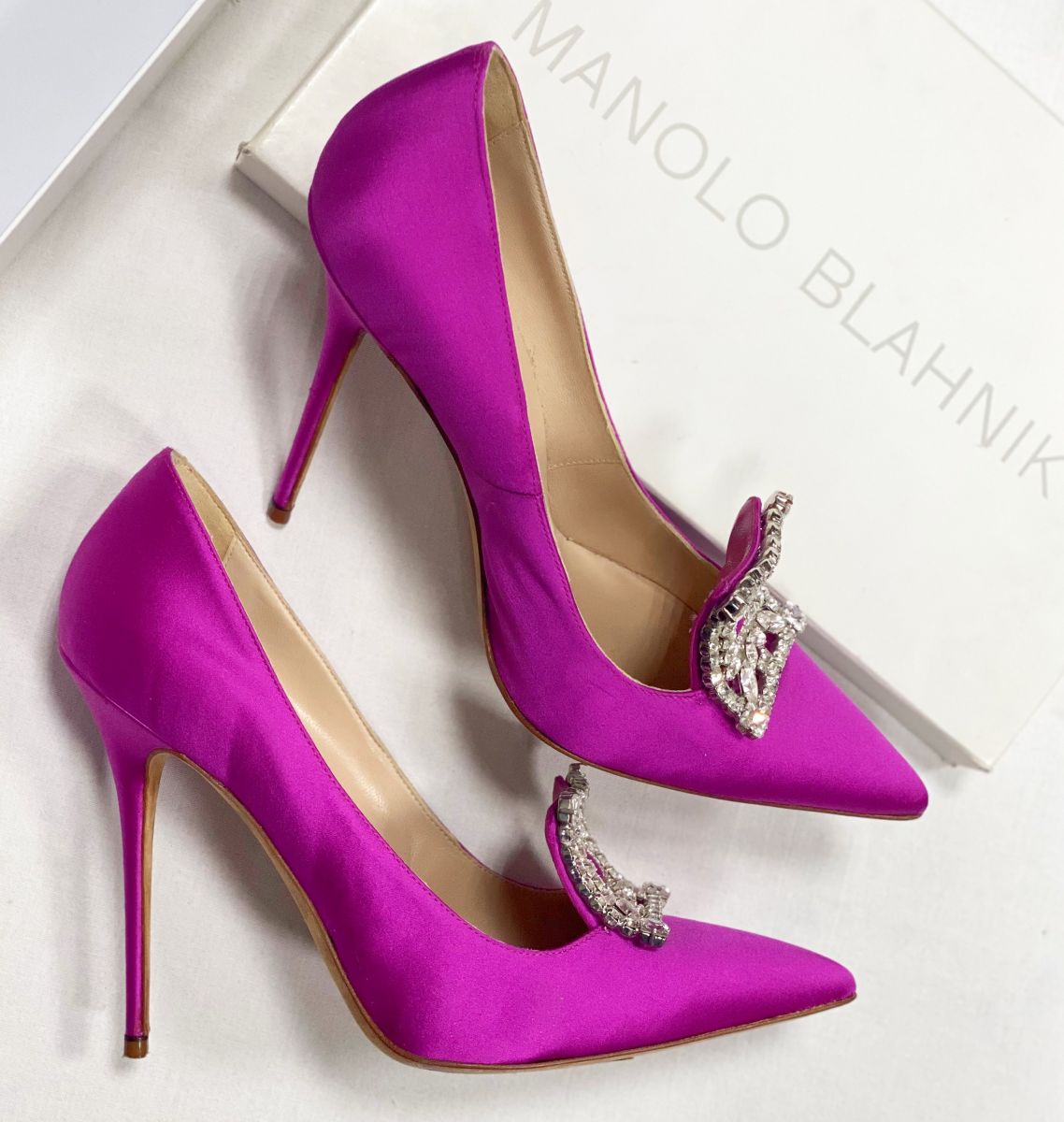 
Туфли Manolo Blahnik размер 39.5 цена 23 483  руб 