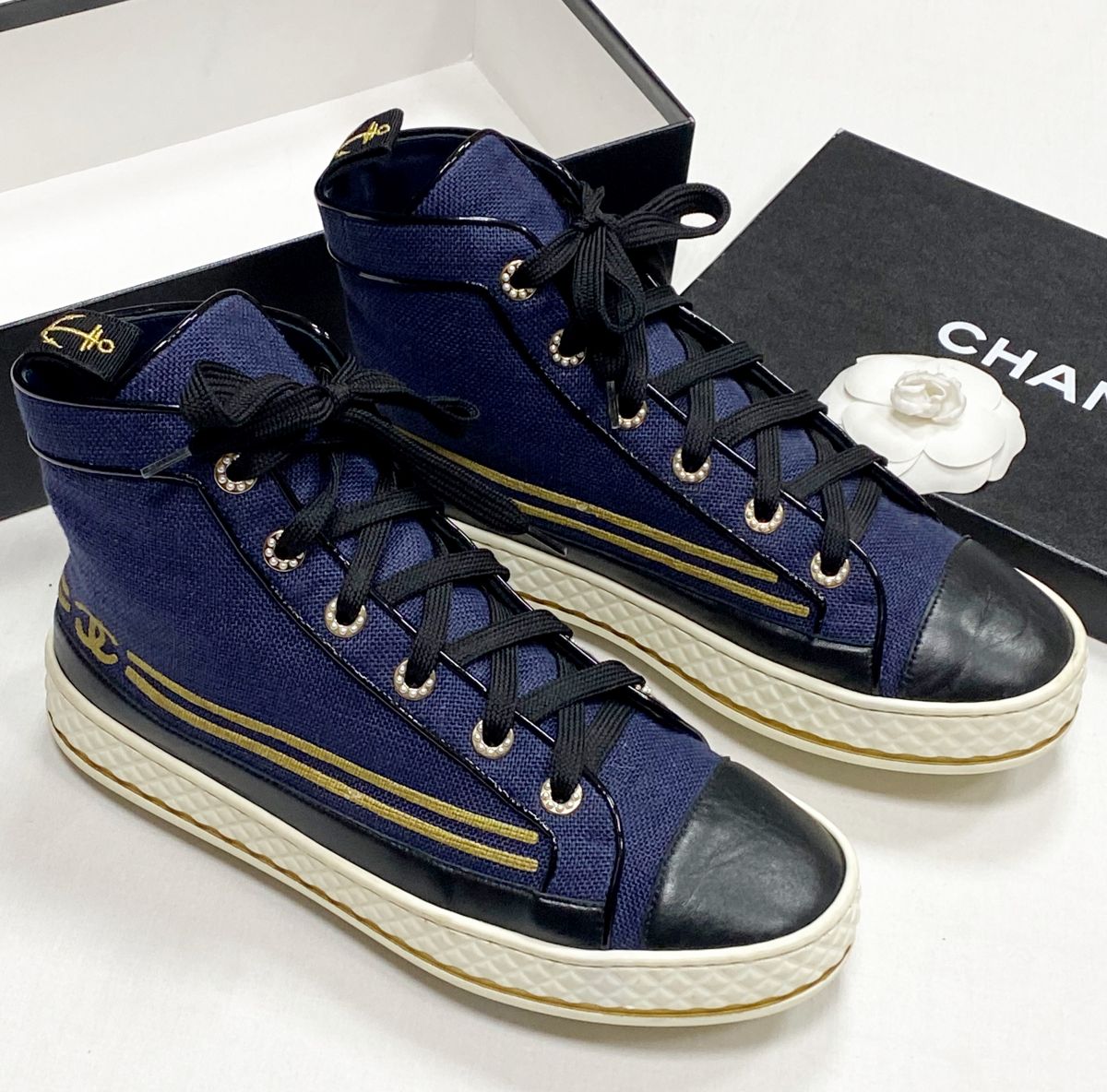 Кеды Chanel размер 39.5 цена 51 662 руб

