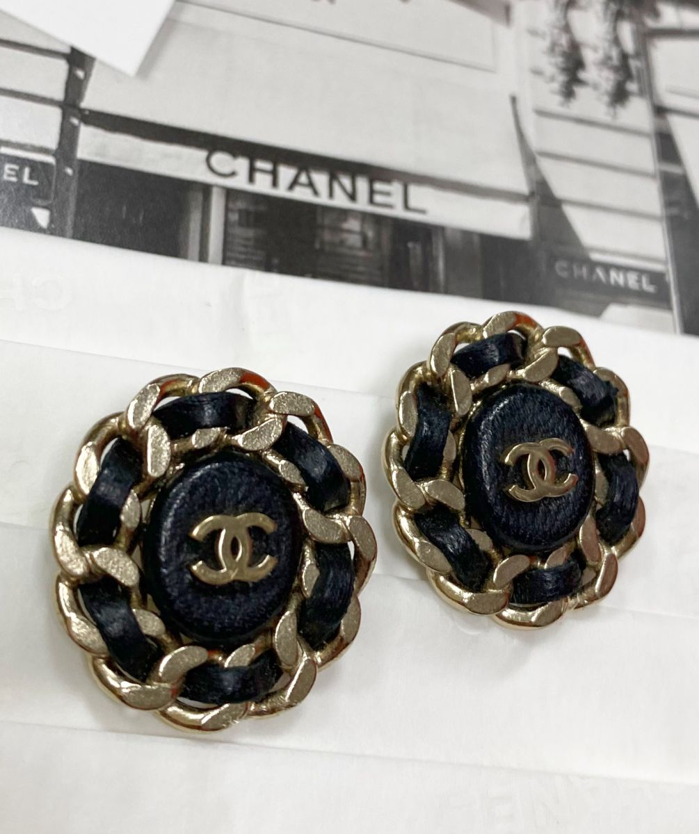 Клипсы Chanel цена 75 144 руб