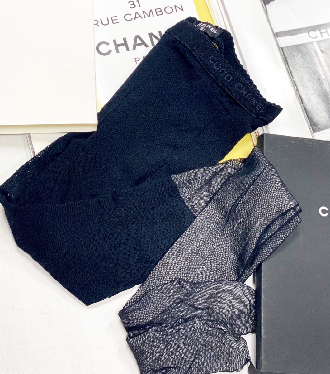 Колготки Chanel цена 15 655 руб
