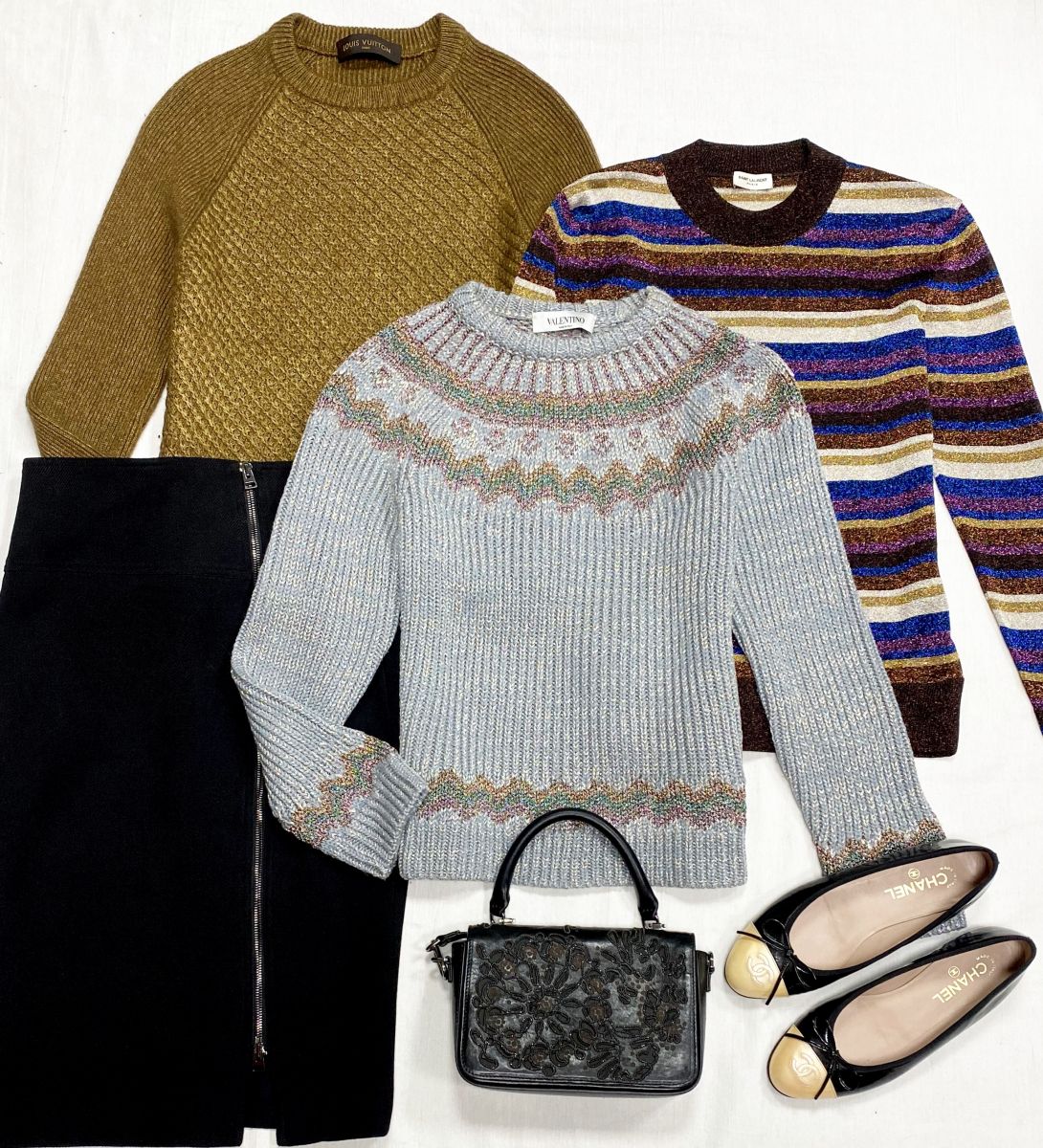 Кофта / люрекс/ Louis Vuitton размер 42 цена 7 828 рубКофта / люрекс/ Saint Laurent размер XS цена 7 828 рубКофта Valentino размер L цена 10 959 рубЮбка Tom Ford размер 34 цена 23 483 рубБалетки Chanel размер 38 цена 21 917 руб
