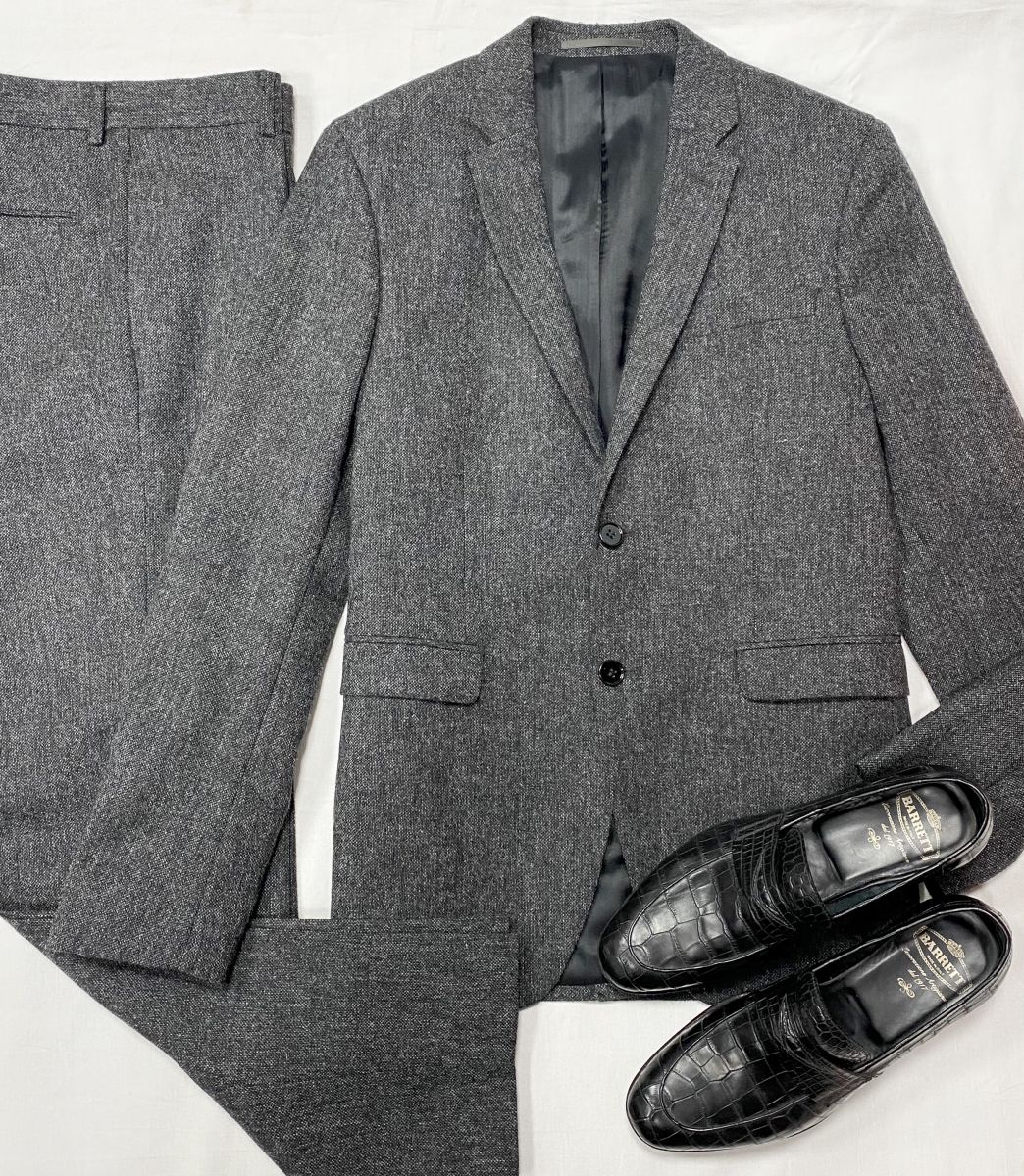 #mechtamen Костюм Acne Studios размер 48 цена 15 655 руб 
Лоферы / крокодил / Barrett размер 42.5 цена 46 965 руб