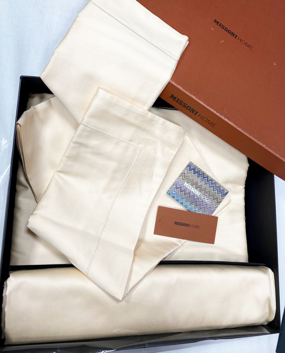 Набор постельного белья  Missoni размер 240/220 цена 46 965 руб