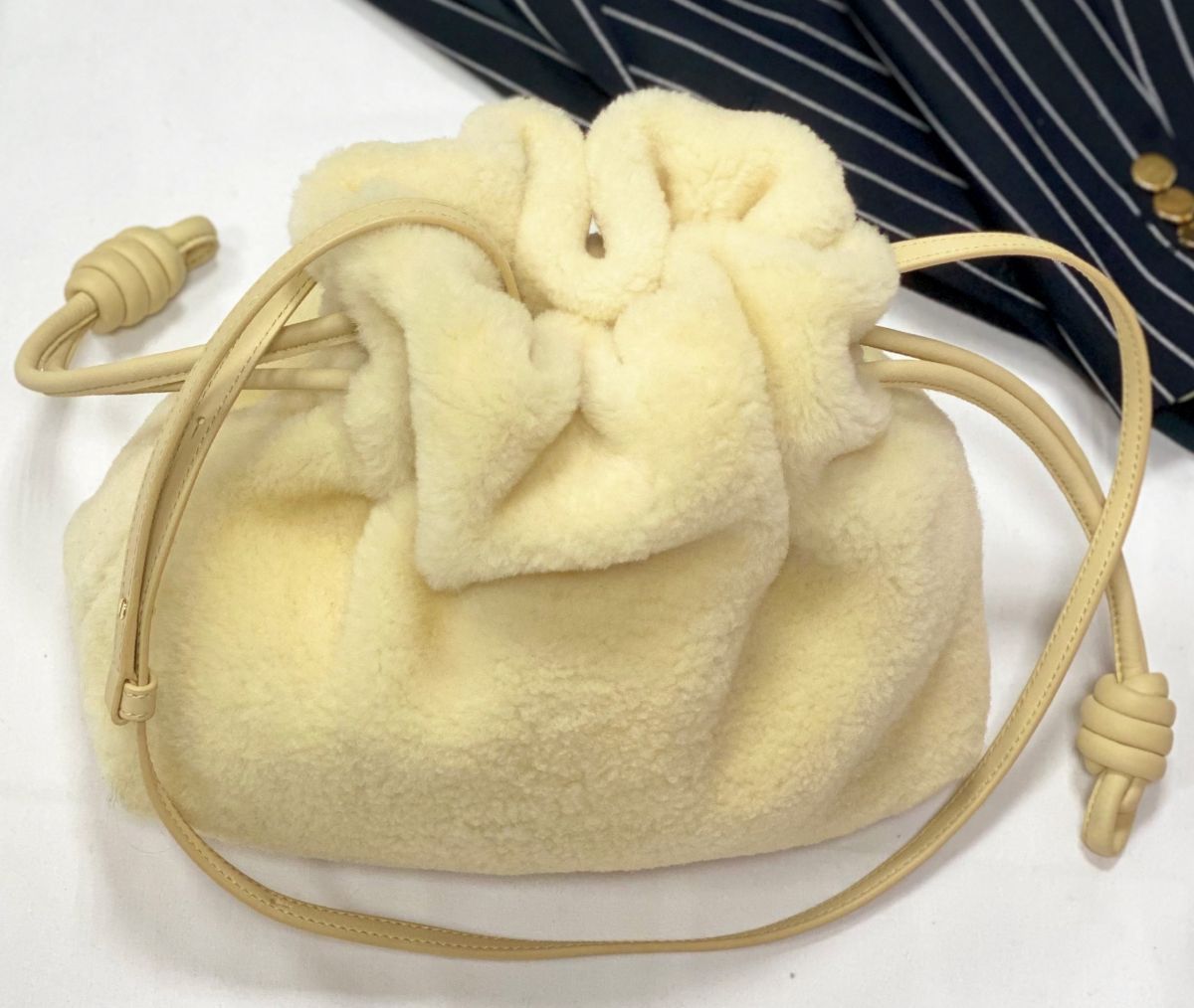 Сумка Loewe размер 30/25 цена 93 930 руб