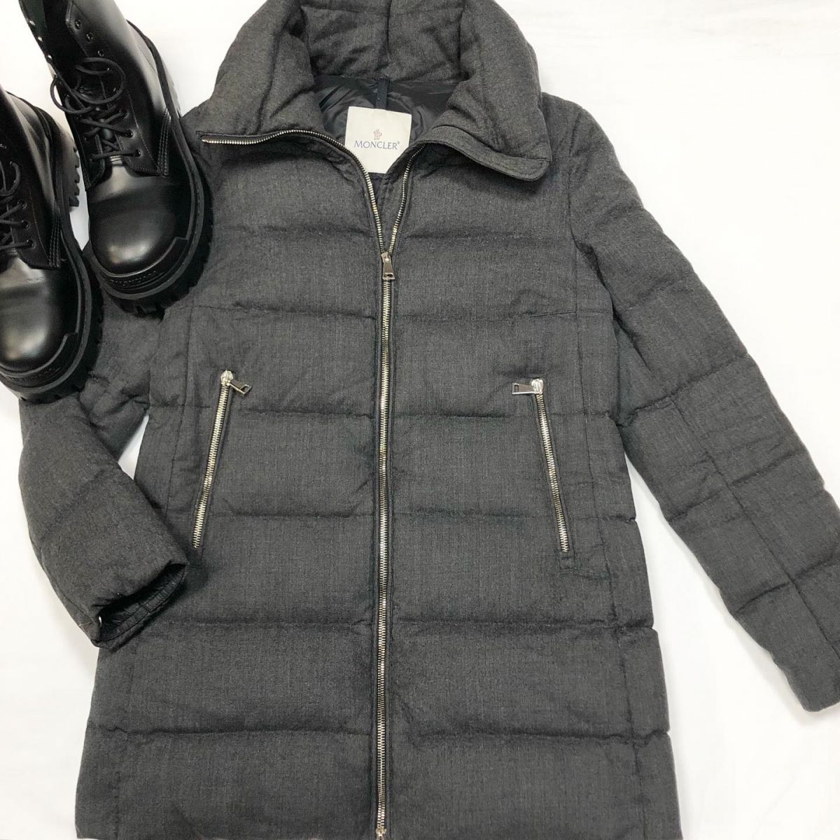 Пуховик Moncler размер 1 цена 23 078 руб 