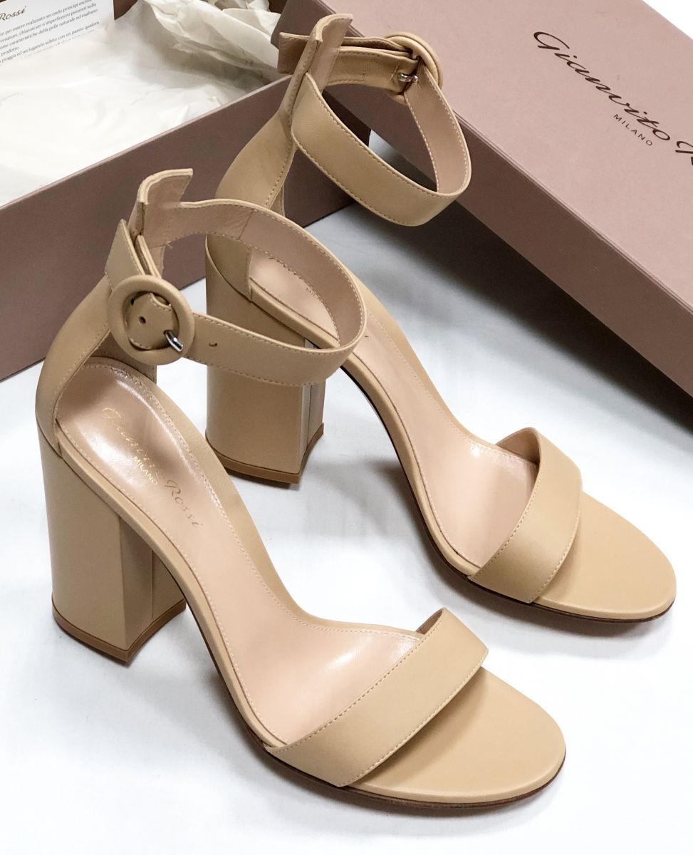 Босоножки Gianvito Rossi размер 40 цена 23 483 руб