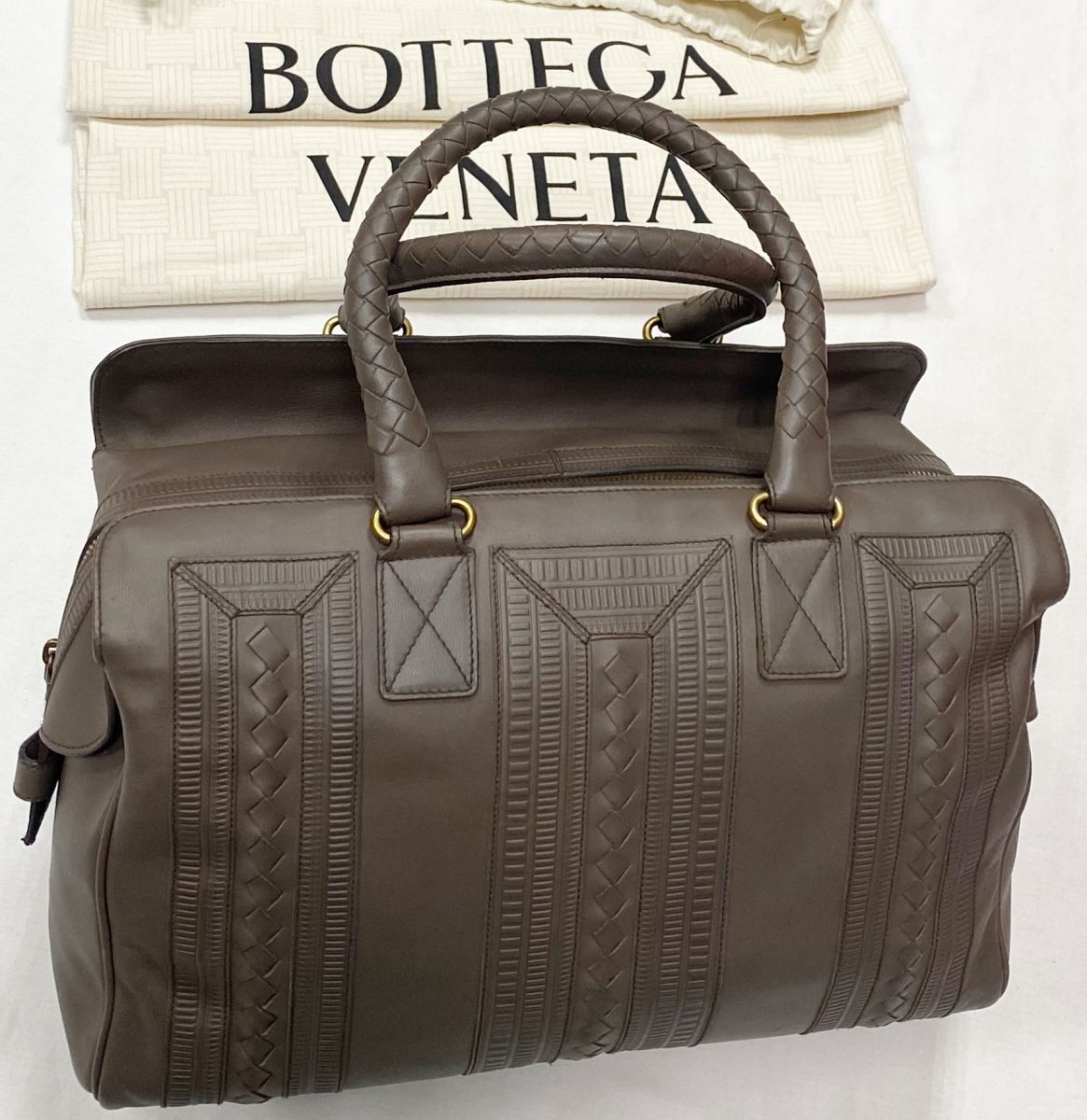 
Сумка Bottega Veneta размер 35/25 цена 46 965 руб 