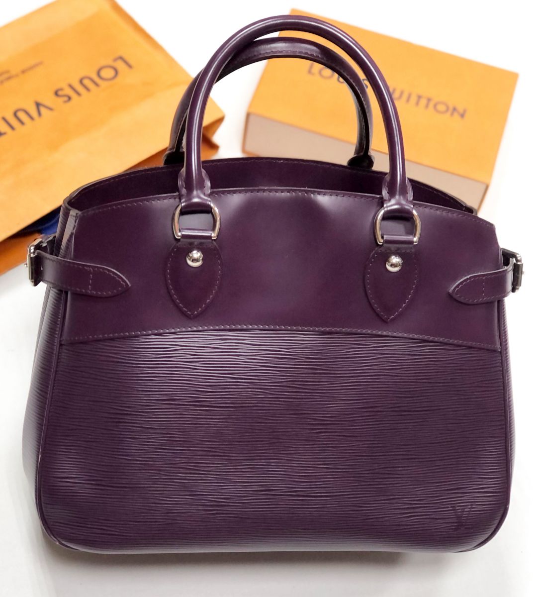 Сумка Louis Vuitton размер 33/25 цена 46 965 руб