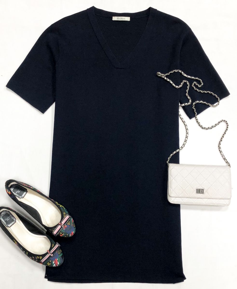 Платье Max Mara размер 42 цена 6 262 руб
Балетки Christian Dior размер 38 цена 18 786 руб
Сумочка Chanel