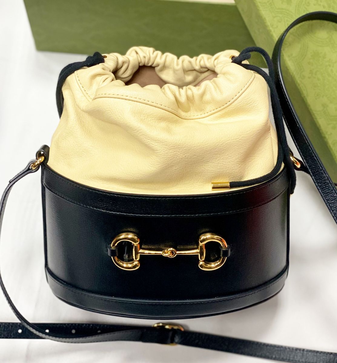 Сумка Gucci размер 22/20 цена 169 232 руб