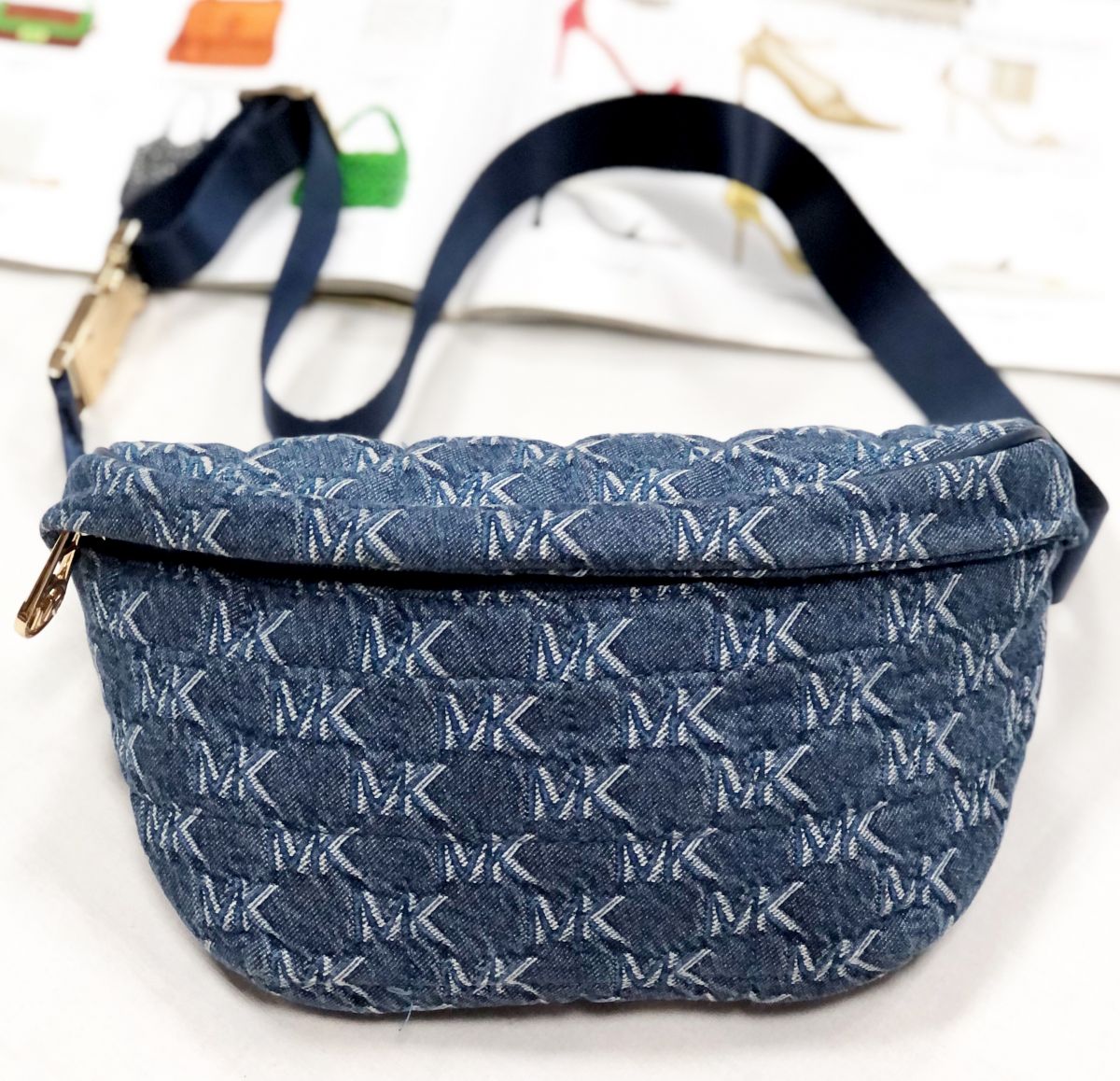 Сумка Michael Kors размер 22/12 цена 7 828 руб