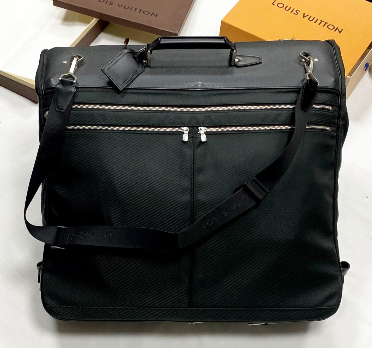 Кофр Louis Vuitton цена 78 275 руб 