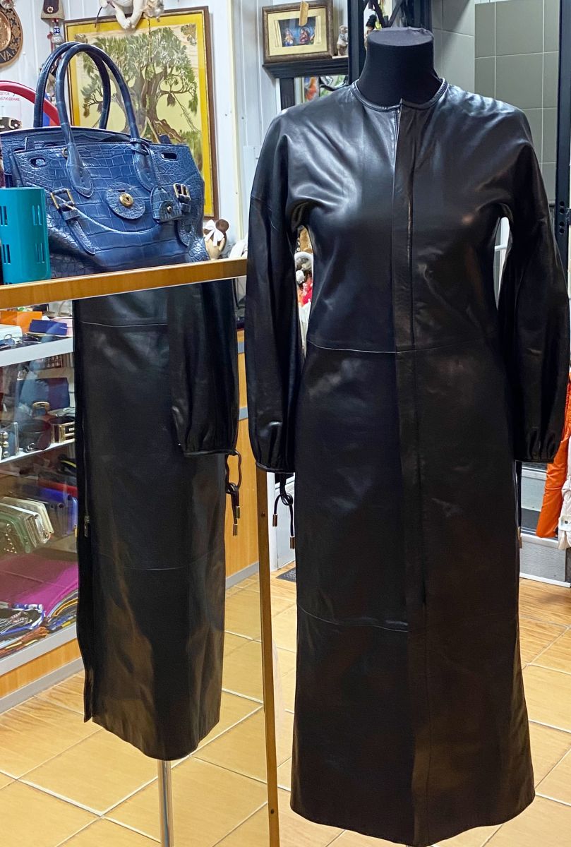 Пальто / кожа / Dsquared размер 40 цена 31 310 руб