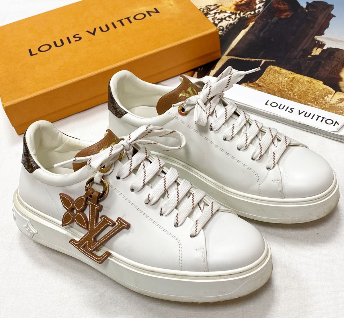 
Кеды Louis Vuitton размер 39 цена 54 793 руб 