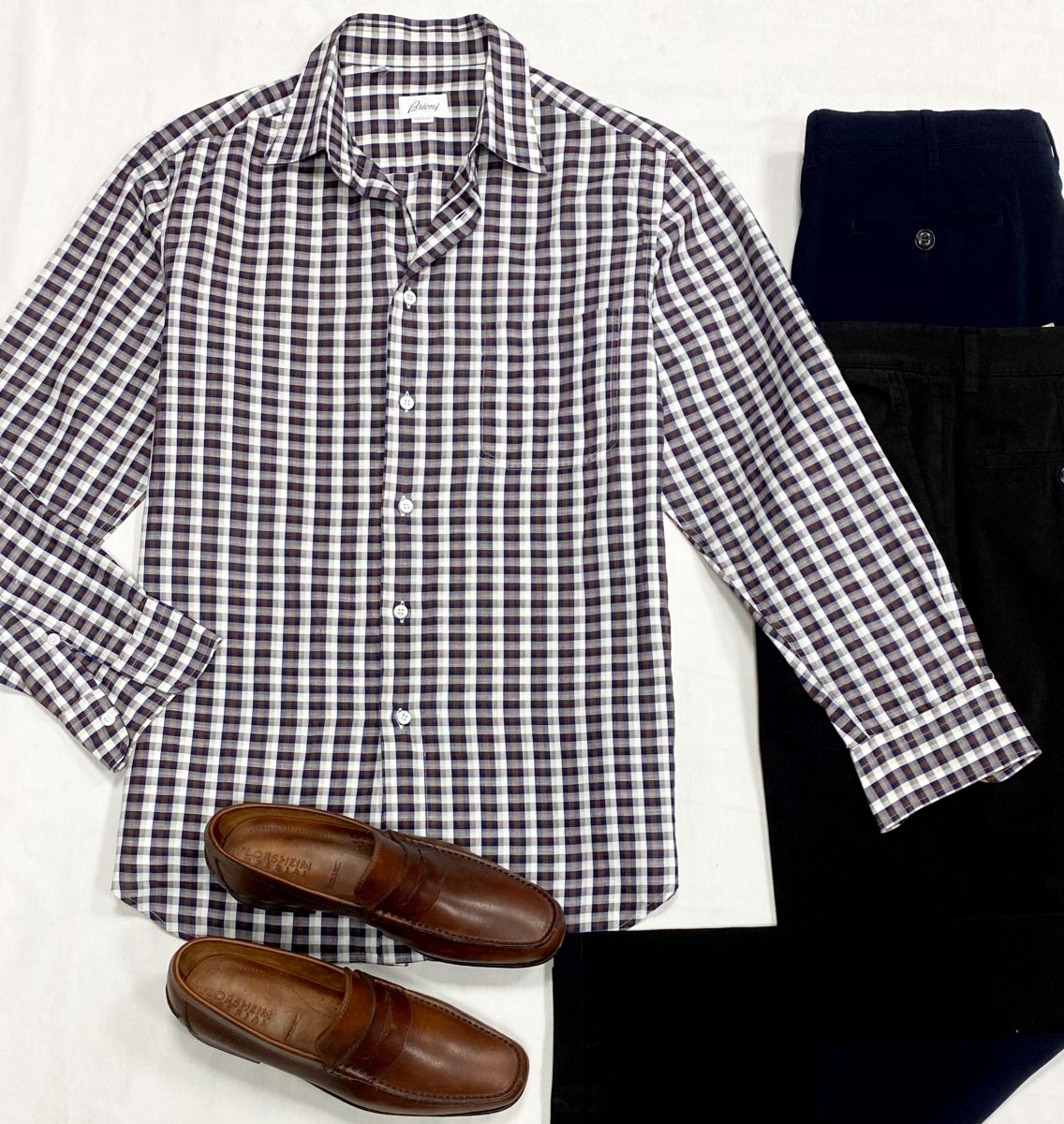 #mechtamen Рубашка Brioni размер L цена 4 697 рубБрюки Giorgio Armani/ Dries Van Noten размер 50 цена от 7 828 руб до 9 393 рубЛоферы размер 42 цена 4 697 руб