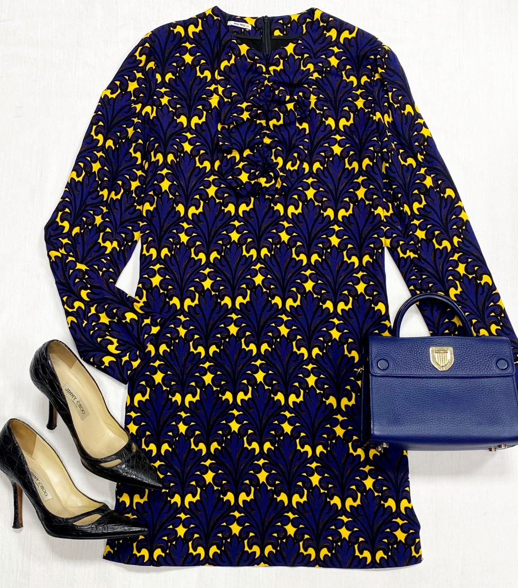 Платье Miu Miu размер 42 цена 17 221 руб
Туфли Jimmy Choo размер 37 цена 7 828 руб

