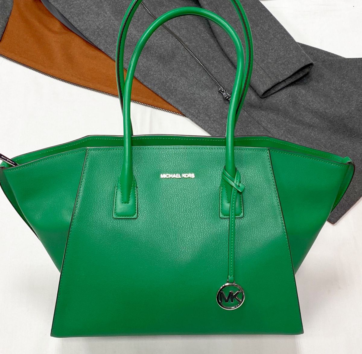 Сумка Michael Kors размер 38/28 цена 15 655 руб